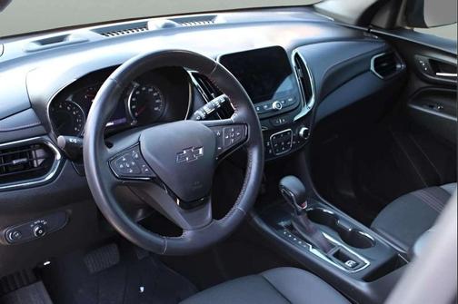 2022 Chevrolet Equinox FWD RS