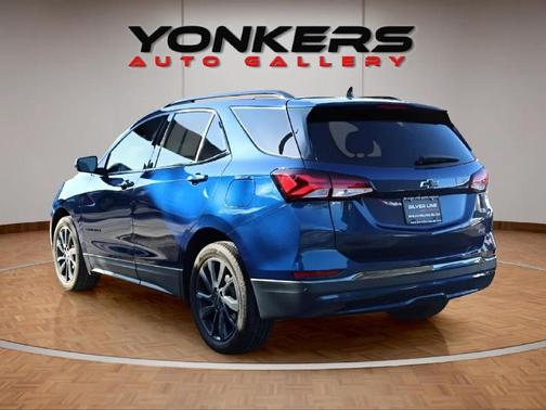 2022 Chevrolet Equinox FWD RS