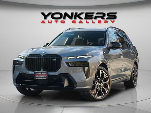 2024 BMW X7 M60i