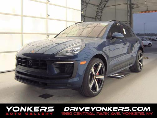 2023 Porsche Macan S