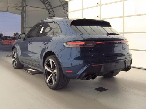 2023 Porsche Macan S