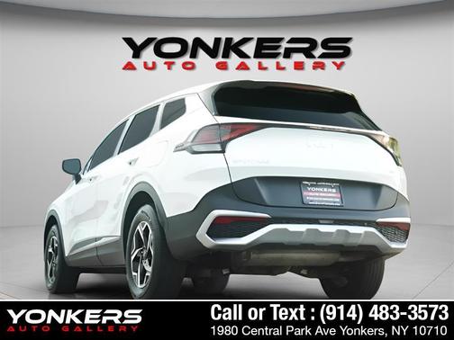 2024 Kia Sportage LX