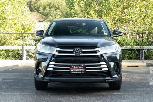 2019 Toyota Highlander LE Plus