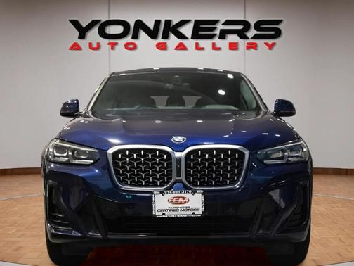 2022 BMW X4 xDrive30i