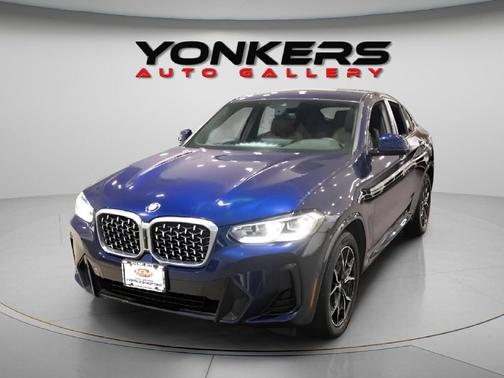 2022 BMW X4 xDrive30i