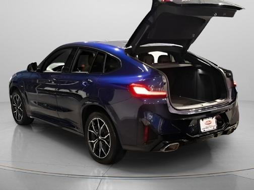 2022 BMW X4 xDrive30i