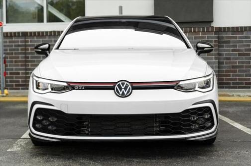 2024 Volkswagen Golf GTI 2.0T S DSG