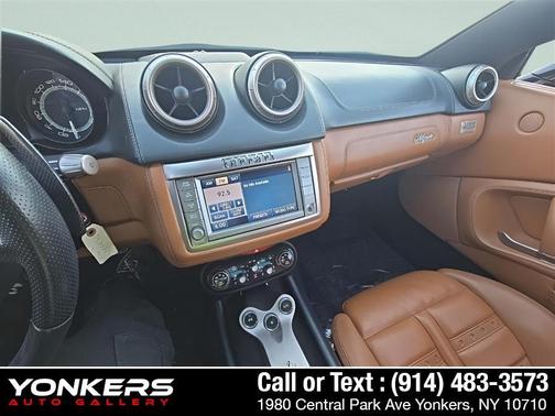 2010 Ferrari California Base