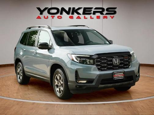 2023 Honda Passport AWD TrailSport