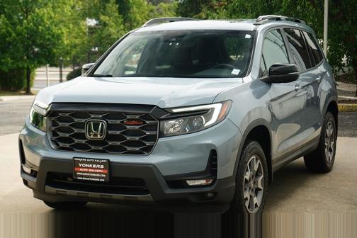 2023 Honda Passport AWD TrailSport