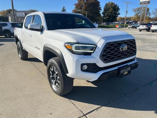 2022 Toyota Tacoma SR