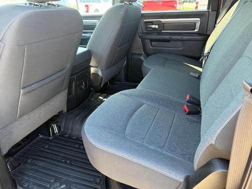 Flame Red Clearcoat 2021 RAM 1500 Classic SLT
