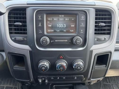 Bright White Clearcoat 2017 RAM 2500 Tradesman