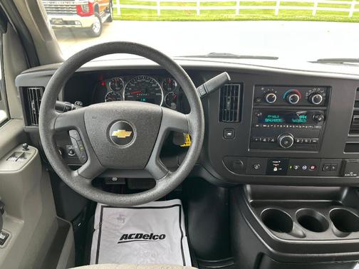 2019 Chevrolet Express 3500 LT