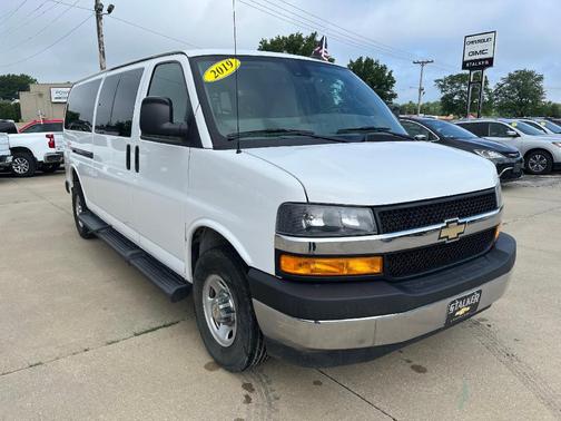 2019 Chevrolet Express 3500 LT
