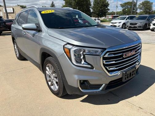 Sterling 2024 GMC Terrain SLT