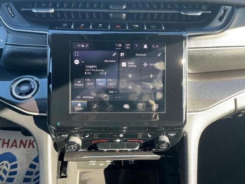 2022 Jeep Grand Cherokee L Laredo