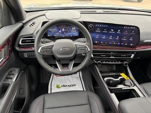 Sandstone Gray 2026 Chevrolet Traverse Z71