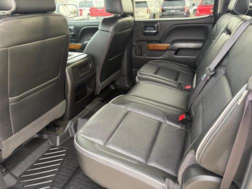 2017 Chevrolet Silverado 1500 High Country