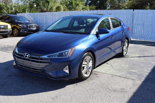 2020 Hyundai ELANTRA SEL