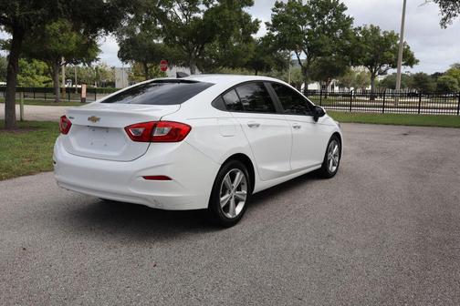 2019 Chevrolet Cruze LS