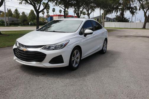 2019 Chevrolet Cruze LS