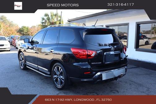 2017 Nissan Pathfinder Platinum