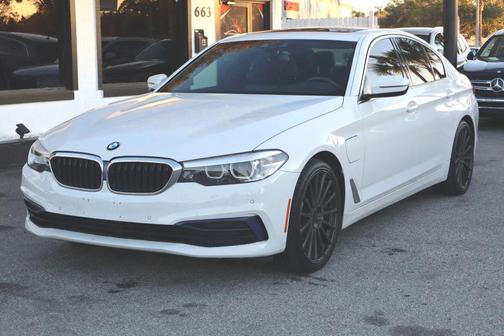 2020 BMW 530e xDrive iPerformance