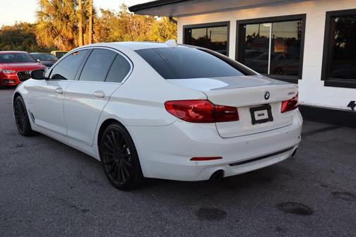 2020 BMW 530e xDrive iPerformance