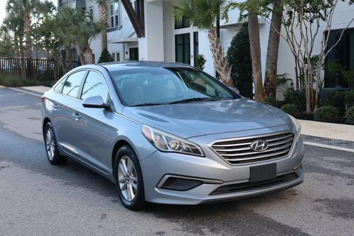 2016 Hyundai SONATA SE