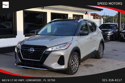 Super Black 2022 Nissan Kicks SV