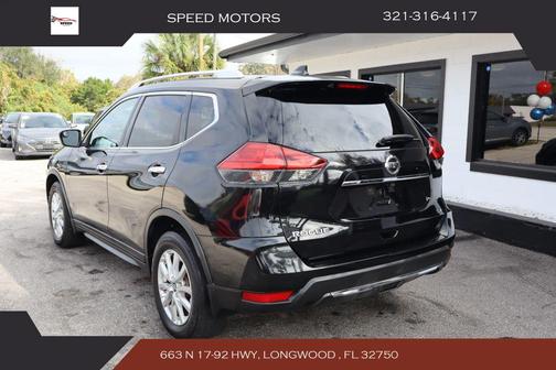 2017 Nissan Rogue SV