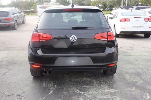 2016 Volkswagen Golf TSI SE 4-Door