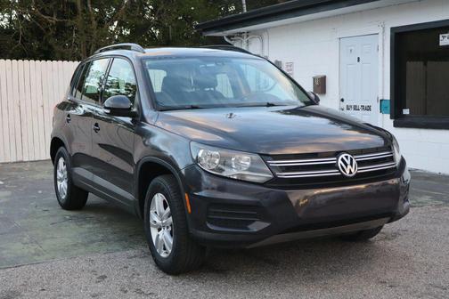 2016 Volkswagen Tiguan S