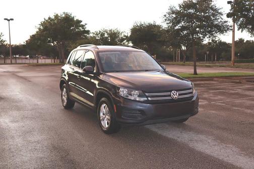 2016 Volkswagen Tiguan S