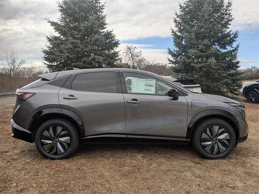2025 Nissan ARIYA ENGAGE