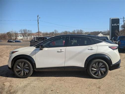 2025 Nissan ARIYA ENGAGE