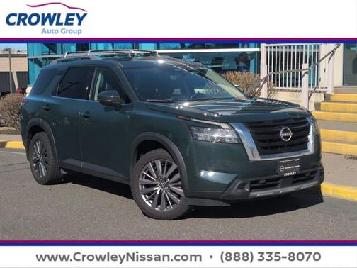 Obsidian Green 2023 Nissan Pathfinder SL