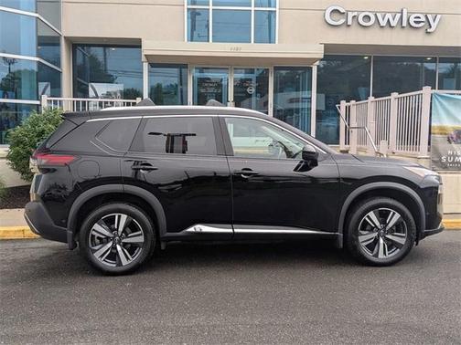 2022 Nissan Rogue SL