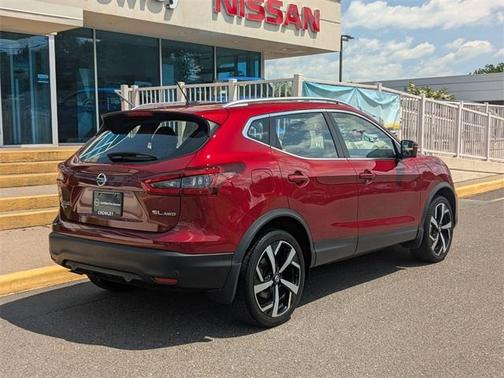 2021 Nissan Rogue Sport SL