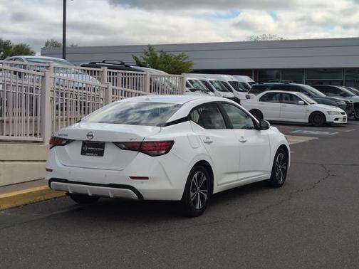 Cloud White 2023 Nissan Sentra SV