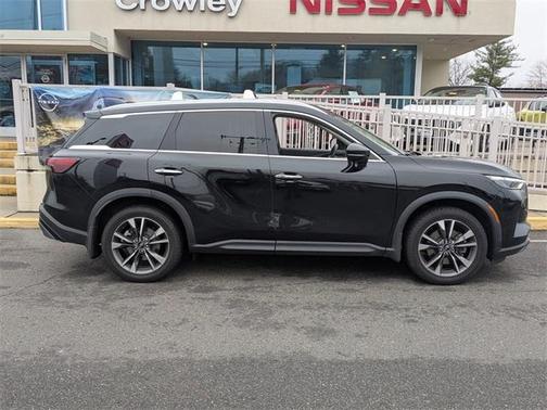 2022 INFINITI QX60 Luxe