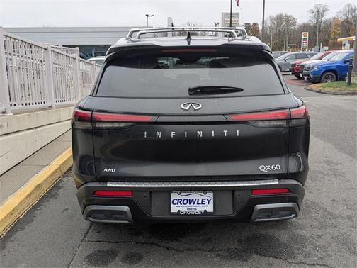 2022 INFINITI QX60 Luxe