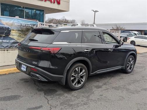 2022 INFINITI QX60 Luxe