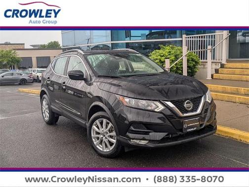 2022 Nissan Rogue Sport SV