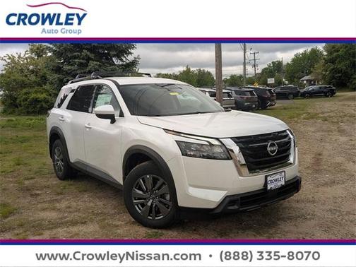 2025 Nissan Pathfinder SV