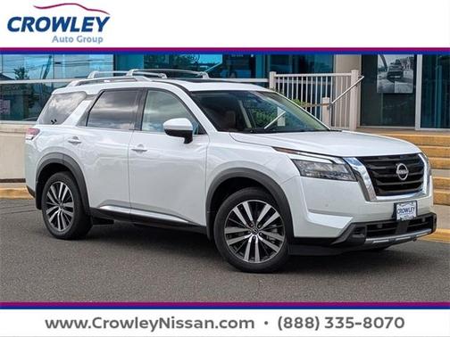 2025 Nissan Pathfinder Platinum