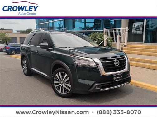 2022 Nissan Pathfinder Platinum