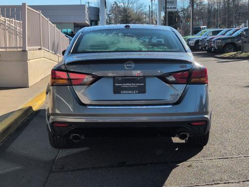 Gun Metallic 2023 Nissan Altima 2.5 SR