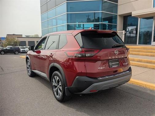 2022 Nissan Rogue SV